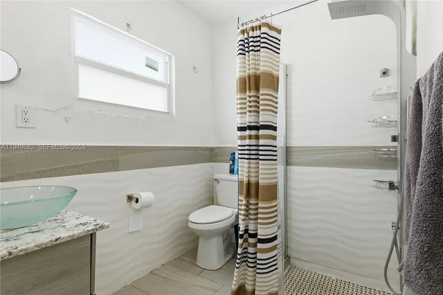 $5,000 | 5737 Southwest 6th Street, Miami, FL 33144