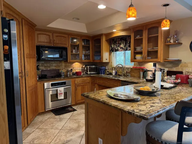 $695,000 | 2416 Gird Road, Fallbrook, CA 92028