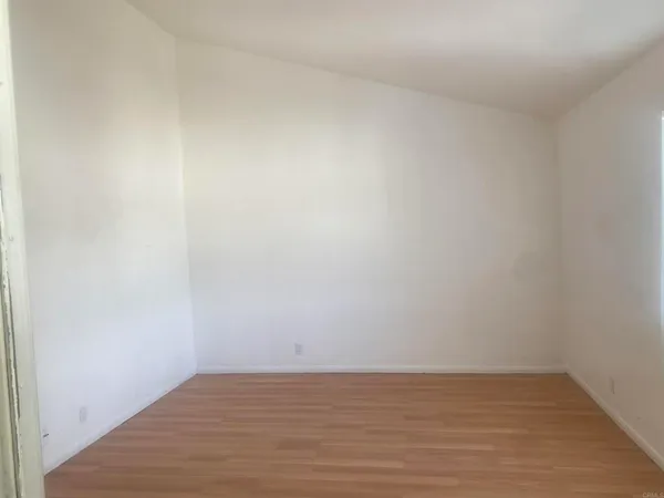 $2,400 | 390 East Madison Avenue, Unit E, El Cajon, CA 92020