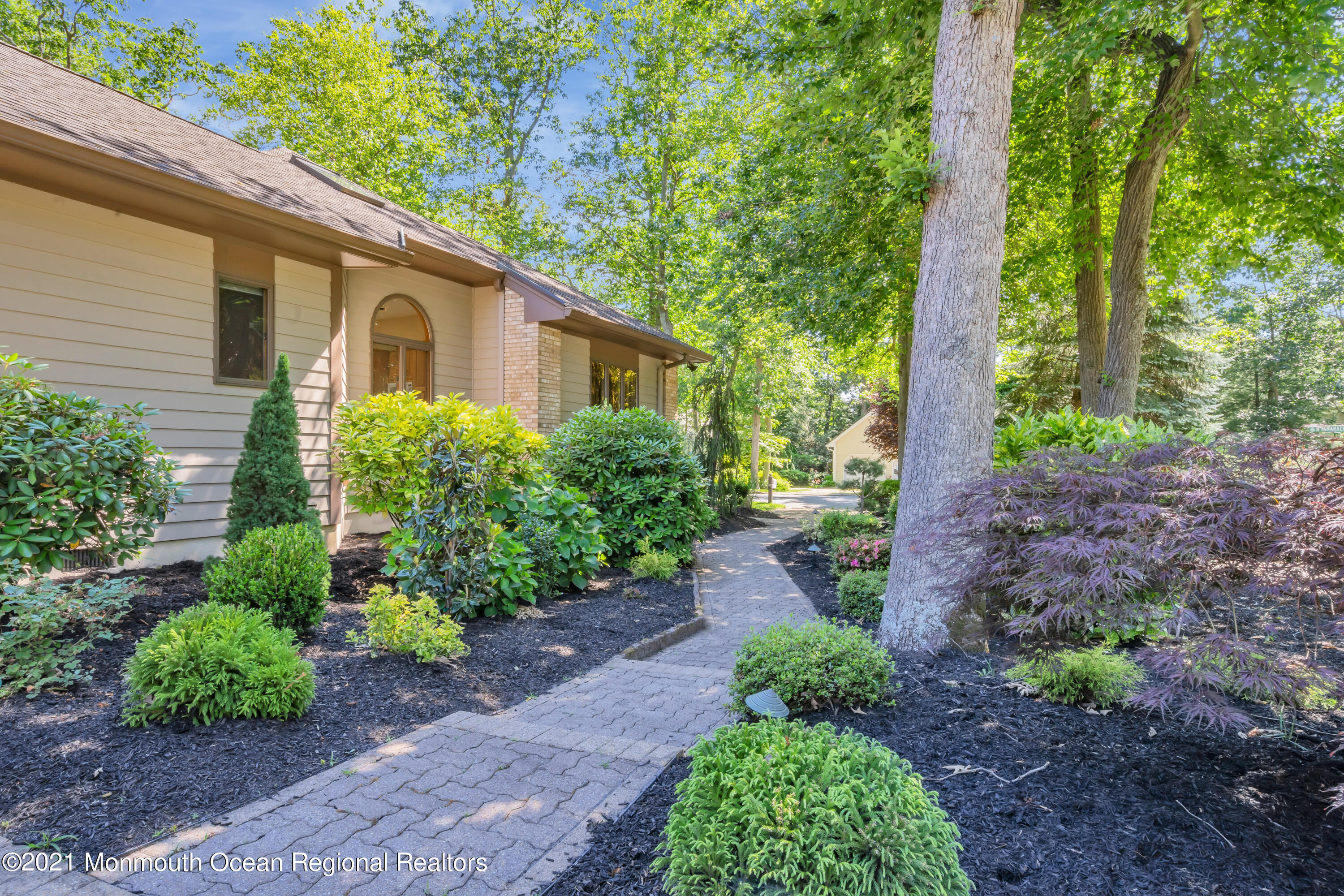 7 North Tamarack Drive Brielle, NJ 08730 - Photo 10 of 89 010_dsc07963