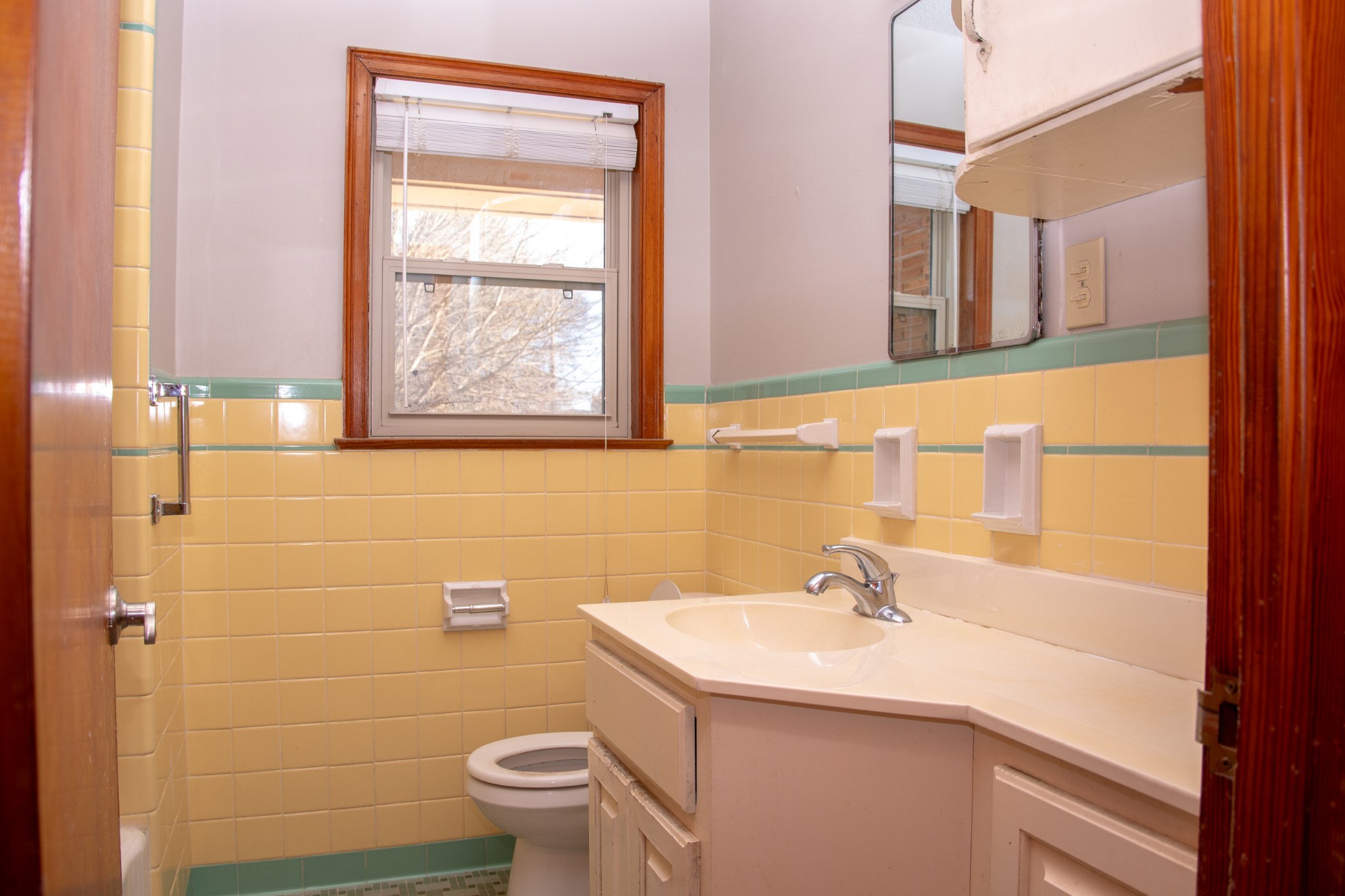 340 Jeff Road Northwest Huntsville, AL 35806 - Photo 8 of 18 a bathroom with a sink and a mirror