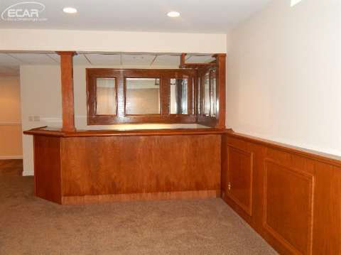 7560 East River Road Flushing, MI 48433 - Photo 57 of 79 20444568-56.JPG