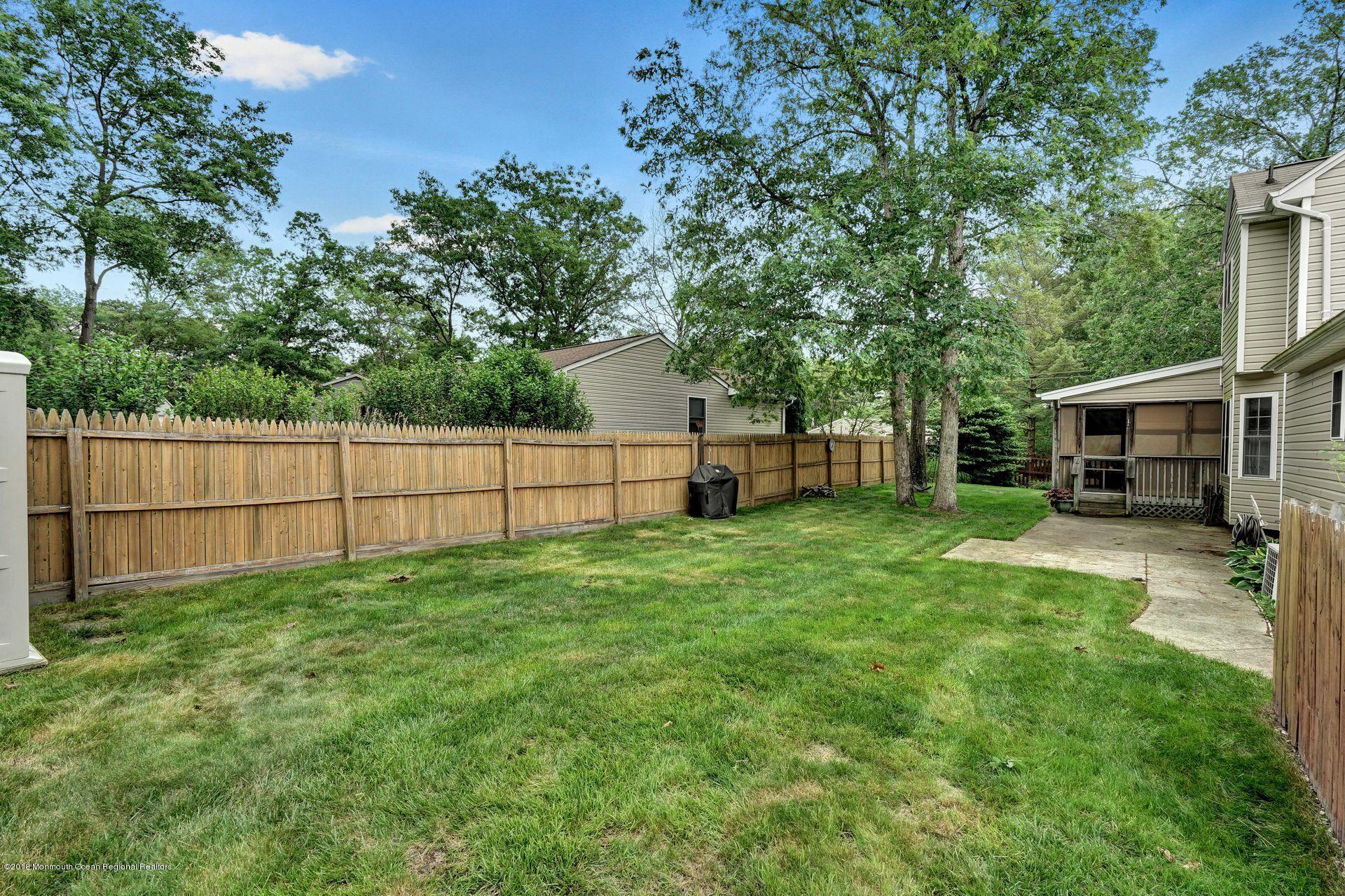 176 Bowsprit Road Manahawkin, NJ 08050 - Photo 30 of 35 40