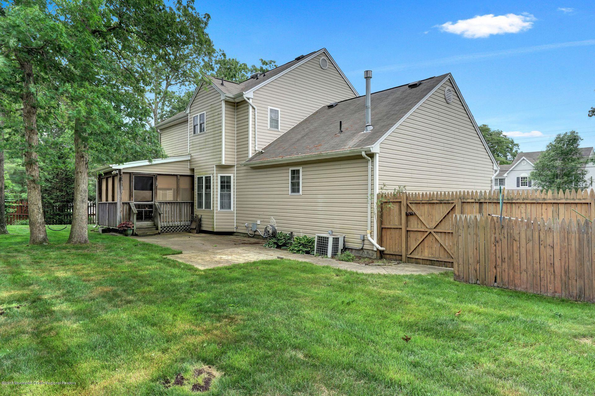 176 Bowsprit Road Manahawkin, NJ 08050 - Photo 31 of 35 41