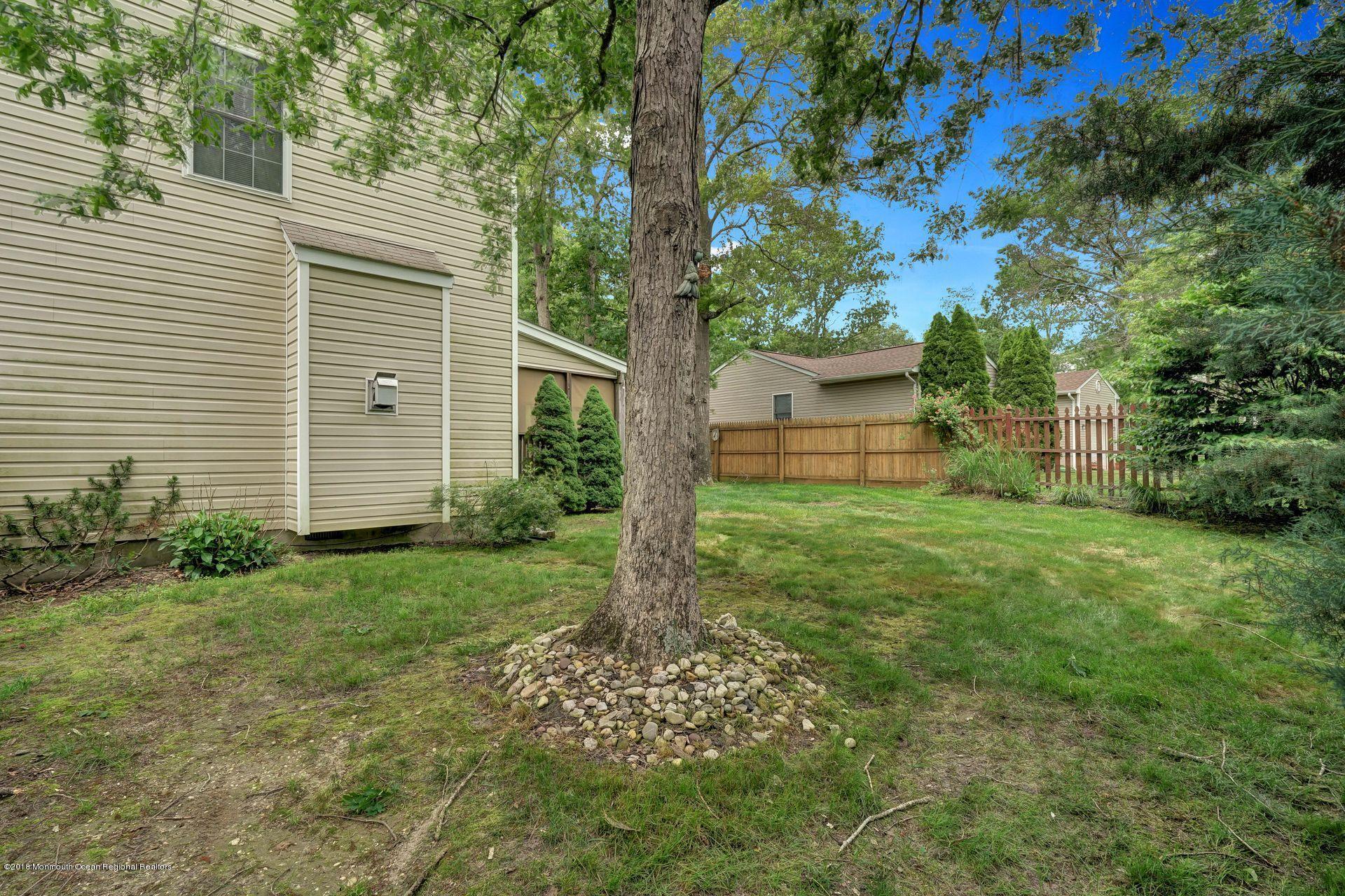 176 Bowsprit Road Manahawkin, NJ 08050 - Photo 34 of 35 44
