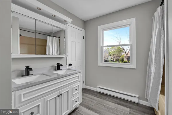$389,900 | 902 Suellen Drive, Reading, PA 19605