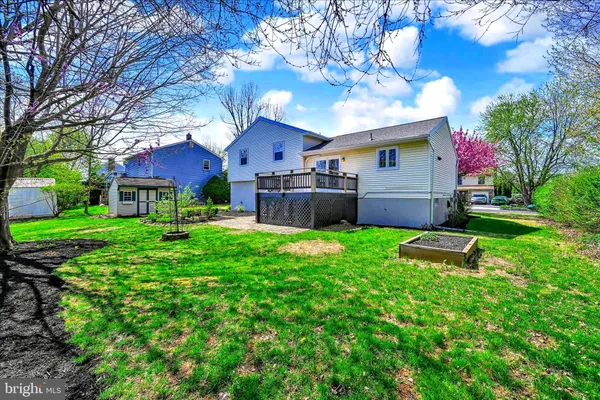 $389,900 | 902 Suellen Drive, Reading, PA 19605