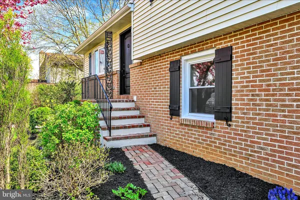 $389,900 | 902 Suellen Drive, Reading, PA 19605