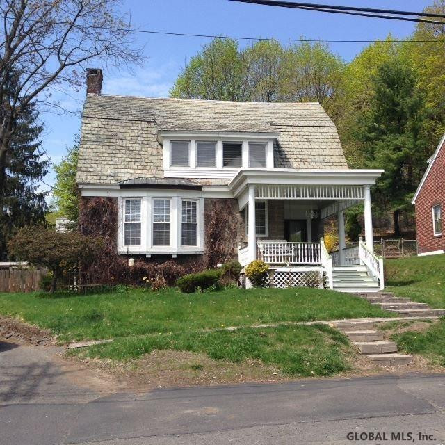 6 Boght Road Colonie, NY 12189 - Photo 1 of 10 Photo 1