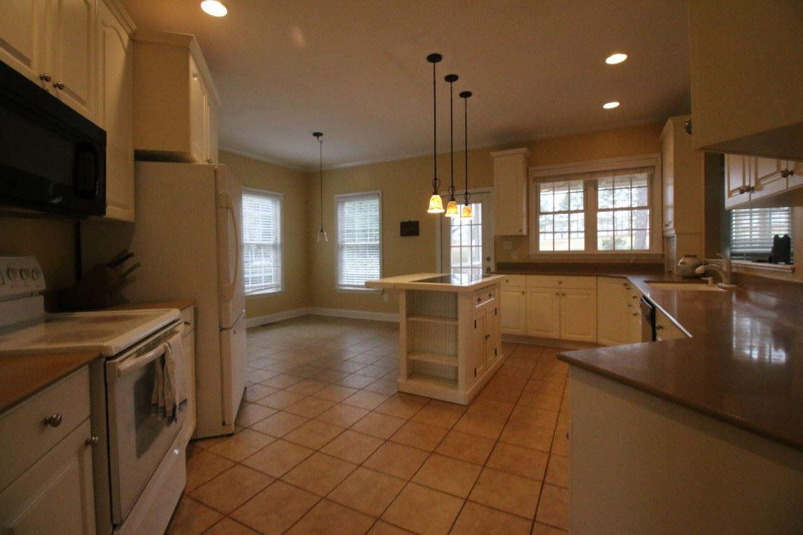 3005 Cobbs Way Anderson, SC 29621 - Photo 8 of 33 Gallery Image 8