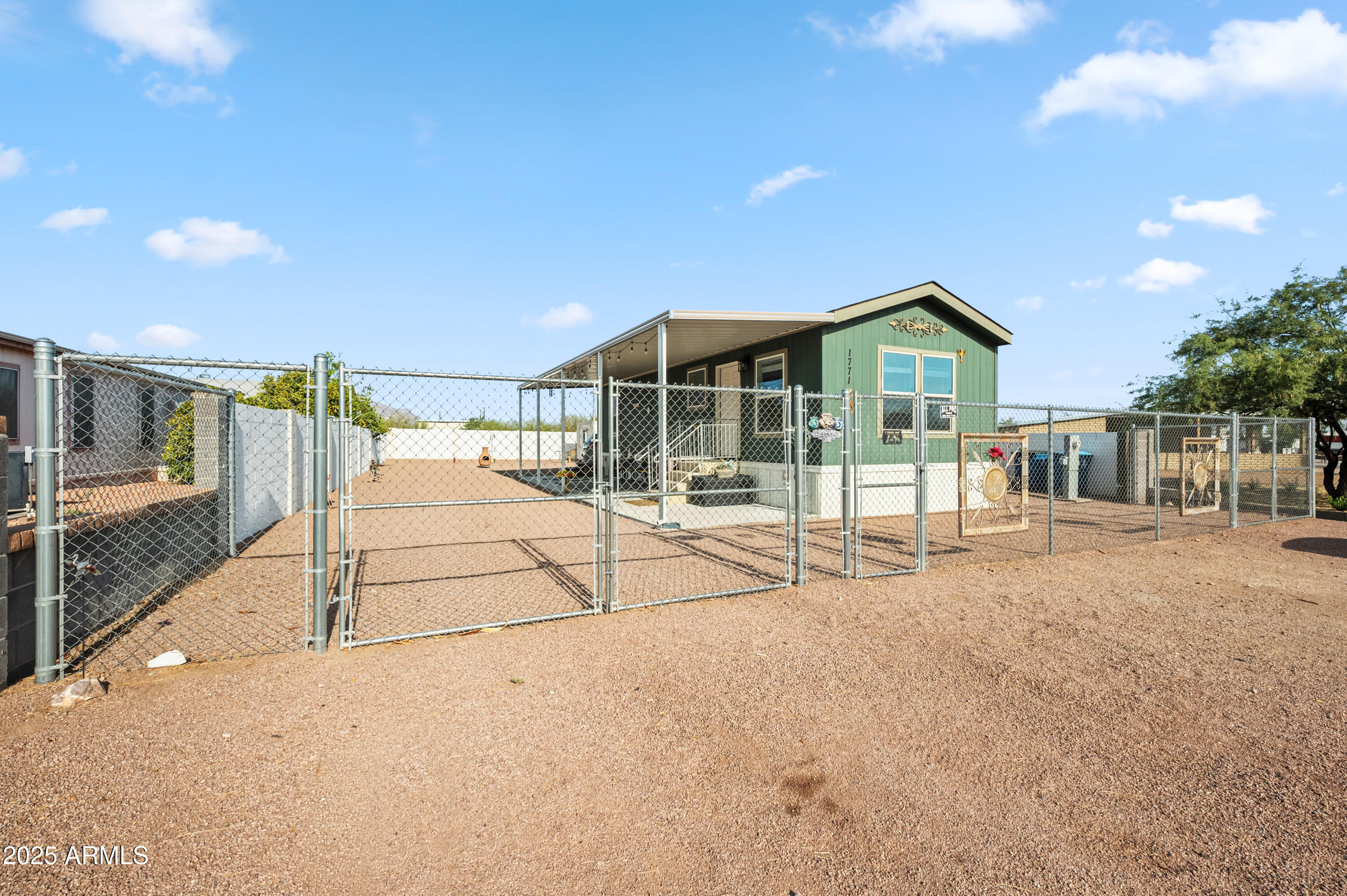 1771 South Idaho Road Apache Junction, AZ 85119 - Photo 2 of 27 Fully enclosed property