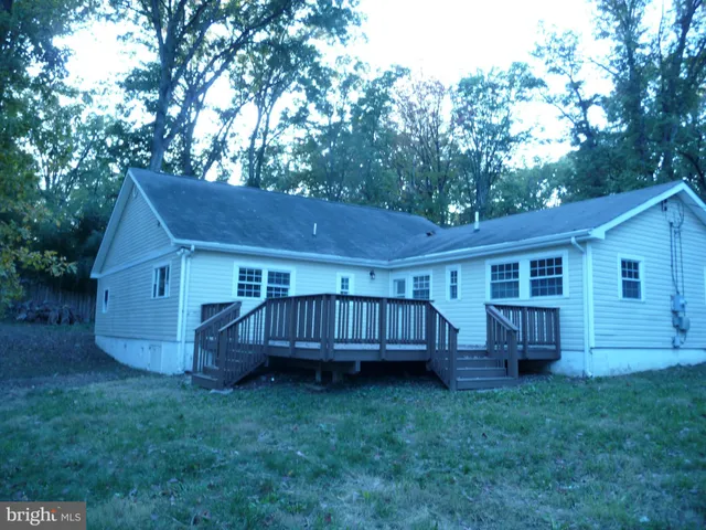 $4,195 | 3517 Forest Drive, Arlington, VA 22206