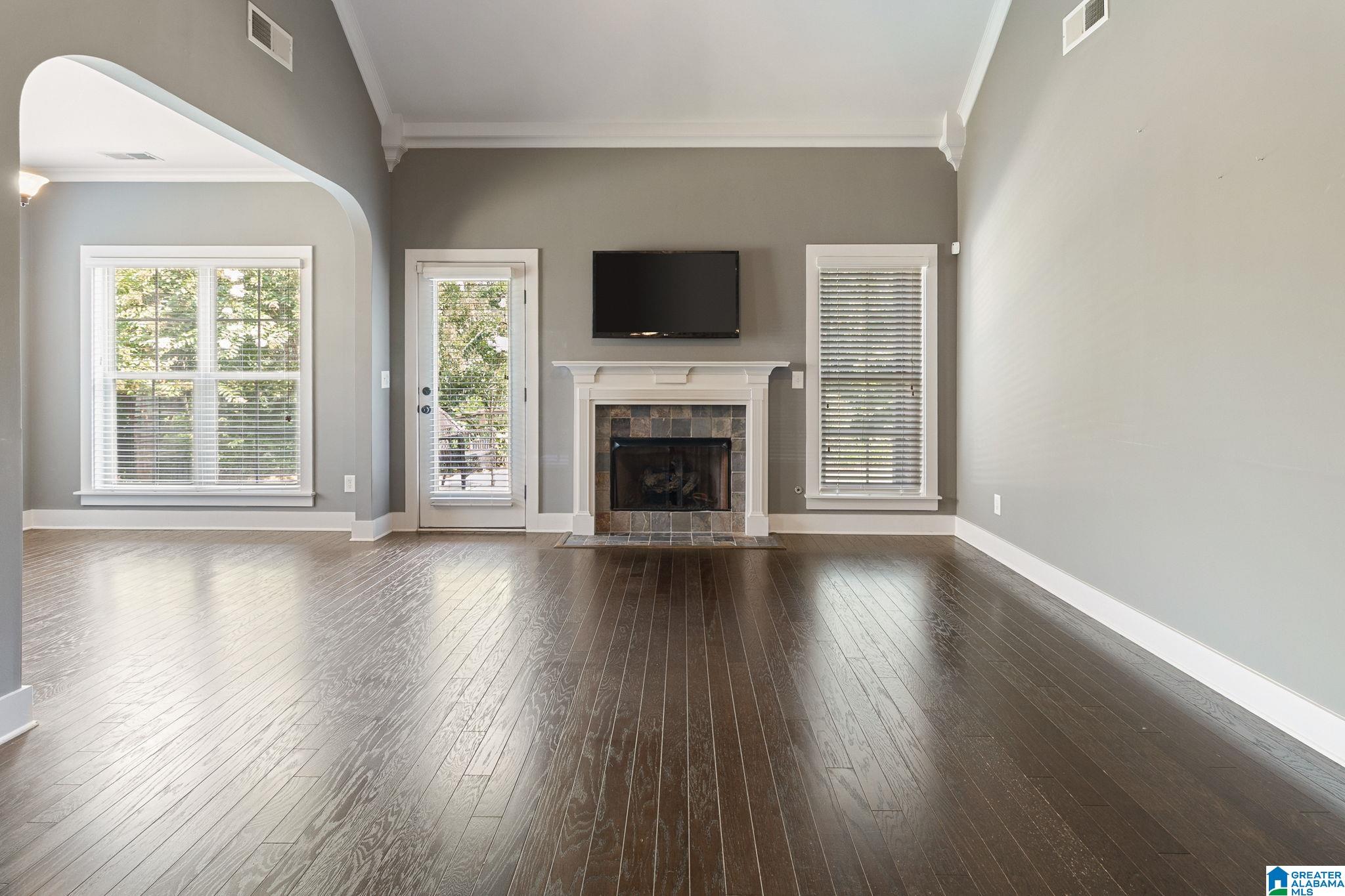 1273 Grants Way Birmingham, AL 35210 - Photo 5 of 27