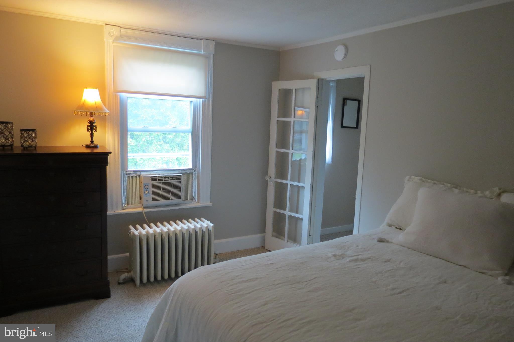 157 Riverside Road Baltimore, MD 21221 - Photo 20 of 44 Main floor bedroom with large closet