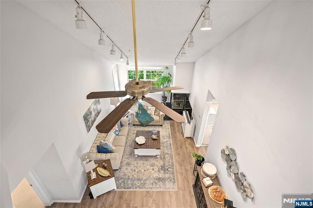 1198 Richmond Road Mahwah, NJ 07430 - Photo 16 of 16 Gallery Image 16