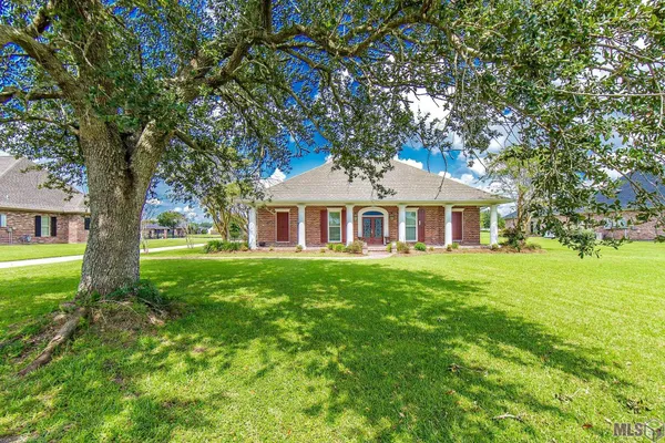 $399,900 | 216 Joshua Reed Drive, Houma, LA 70360