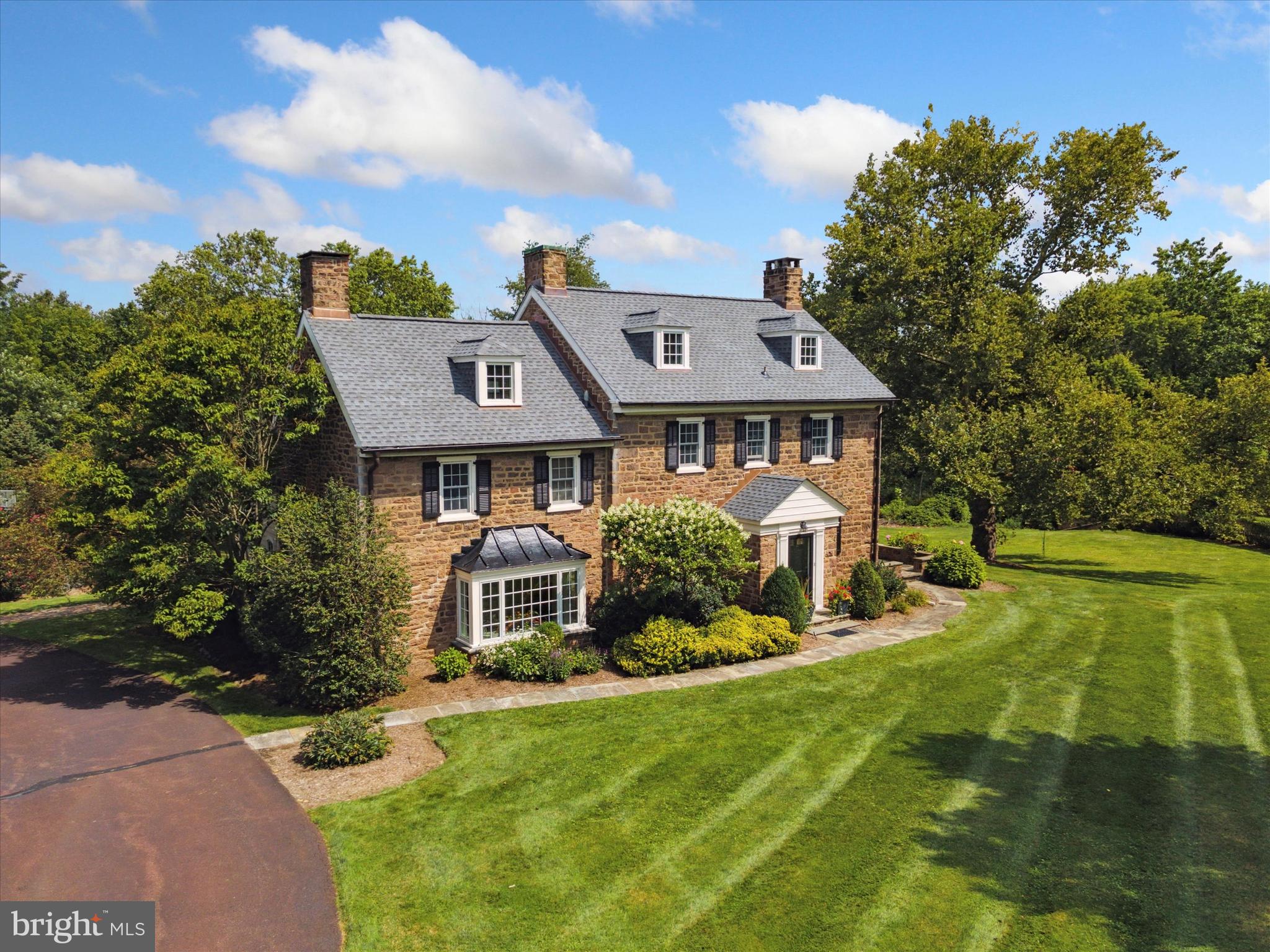 805 Nesbitt Road Ambler, PA 19002 - Photo 2 of 51