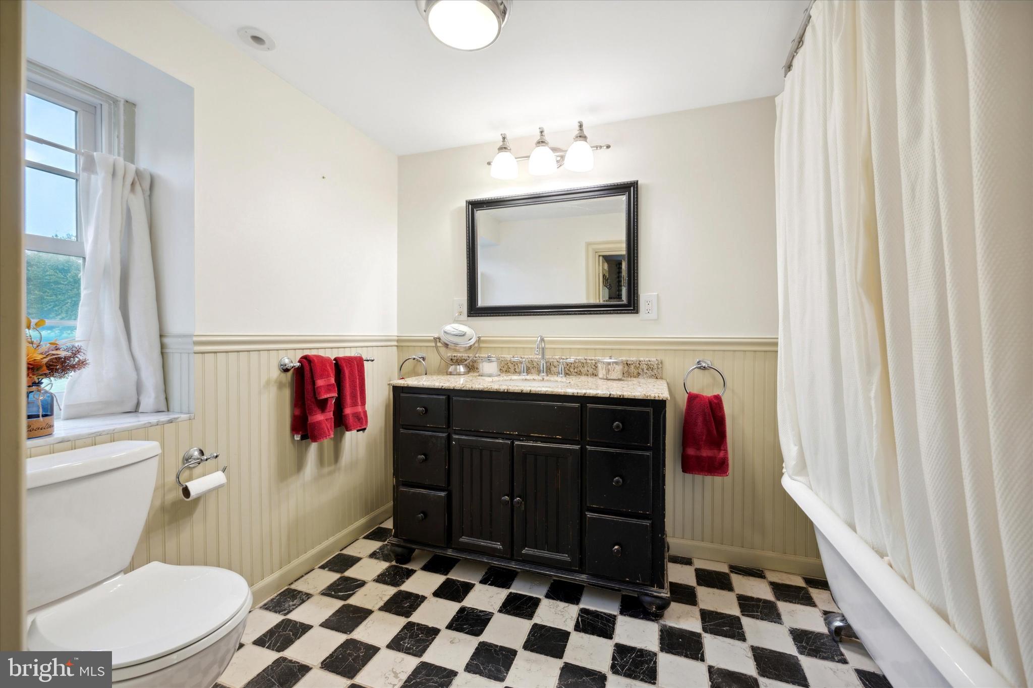 805 Nesbitt Road Ambler, PA 19002 - Photo 31 of 51