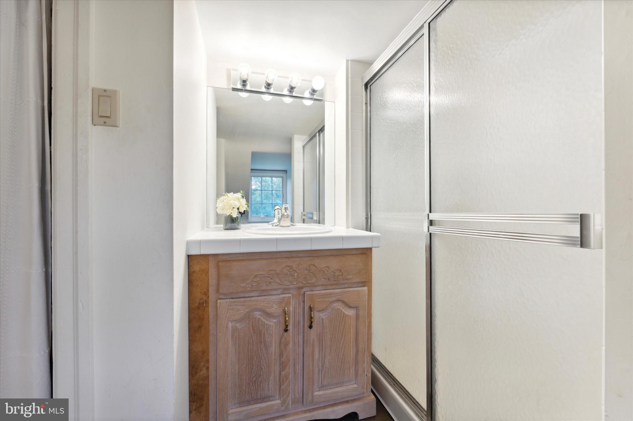 805 Nesbitt Road Ambler, PA 19002 - Photo 34 of 51