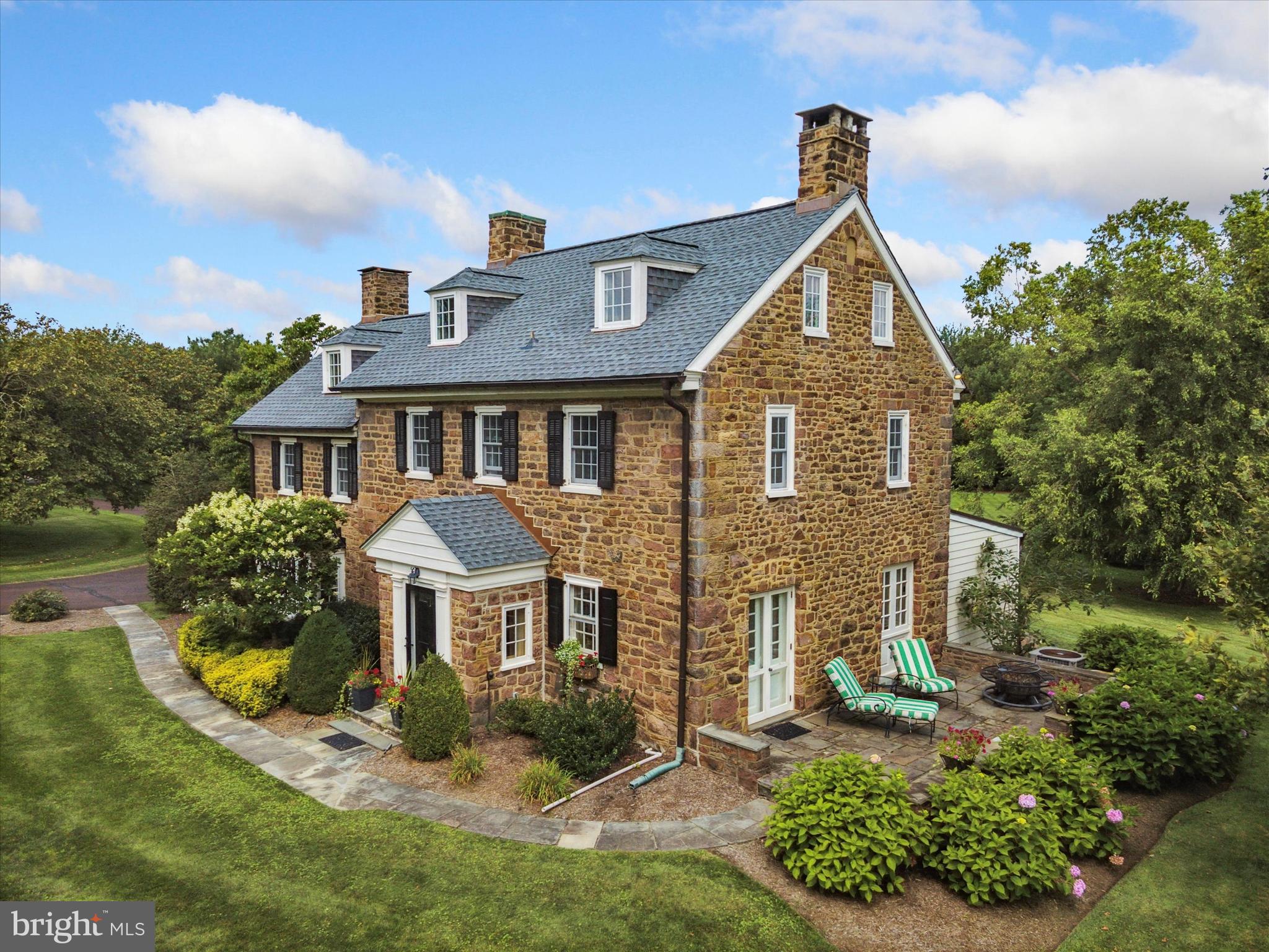 805 Nesbitt Road Ambler, PA 19002 - Photo 5 of 51