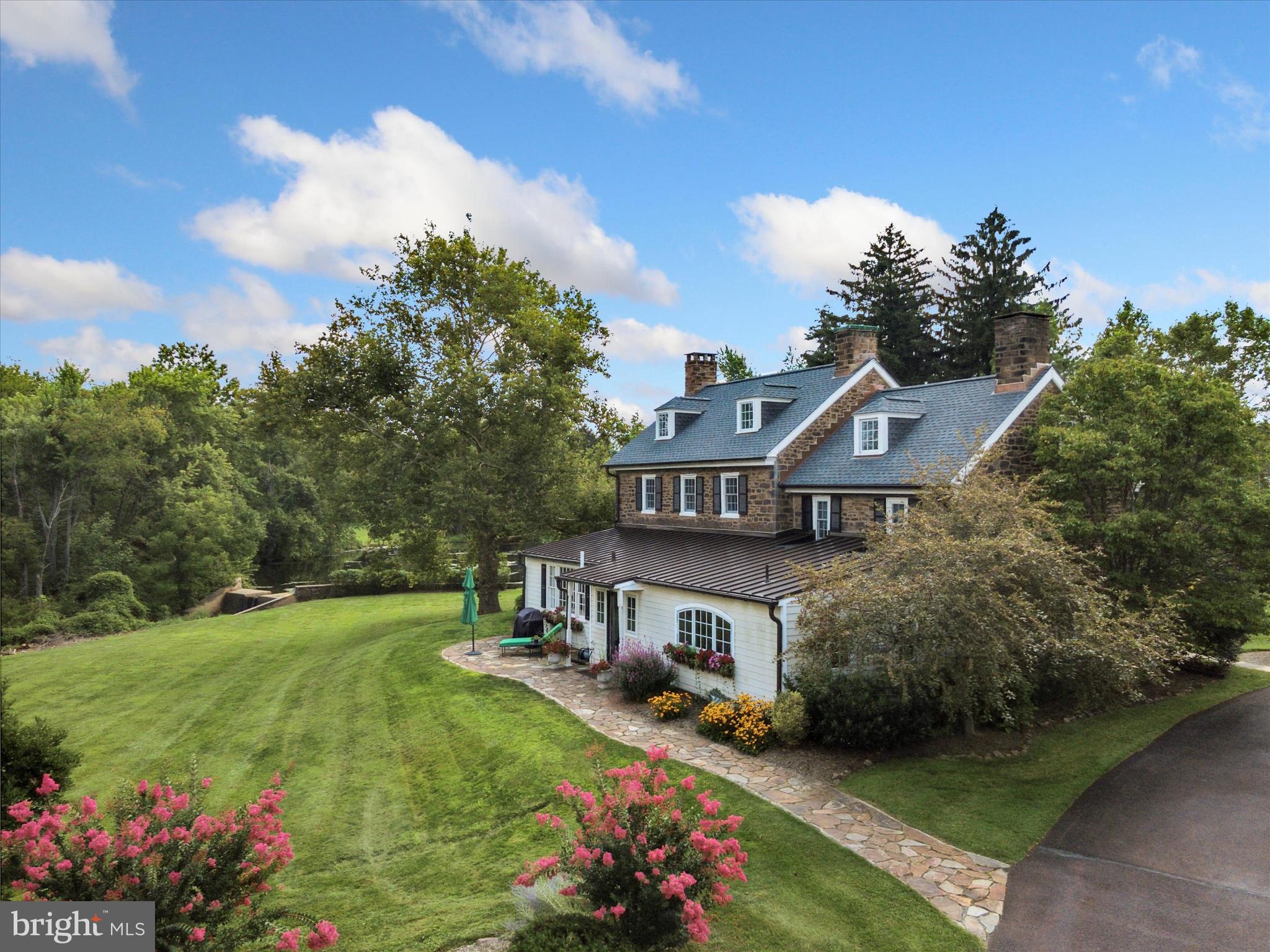 805 Nesbitt Road Ambler, PA 19002 - Photo 7 of 51