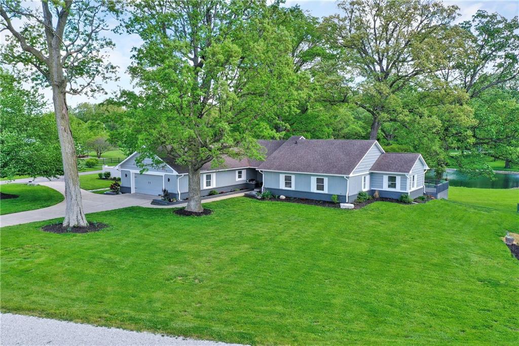 16435 Cherry Tree Road Noblesville, IN 46062 - Photo 2 of 31