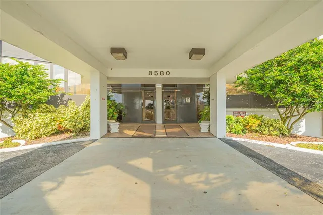 $544,000 | 3580 South Ocean Shore Boulevard, Unit 706, Flagler Beach, FL 32136