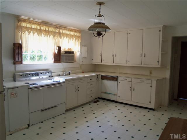 907 Sedgewood Road Four Oaks, NC 27524 - Photo 2 of 21 Photo 2