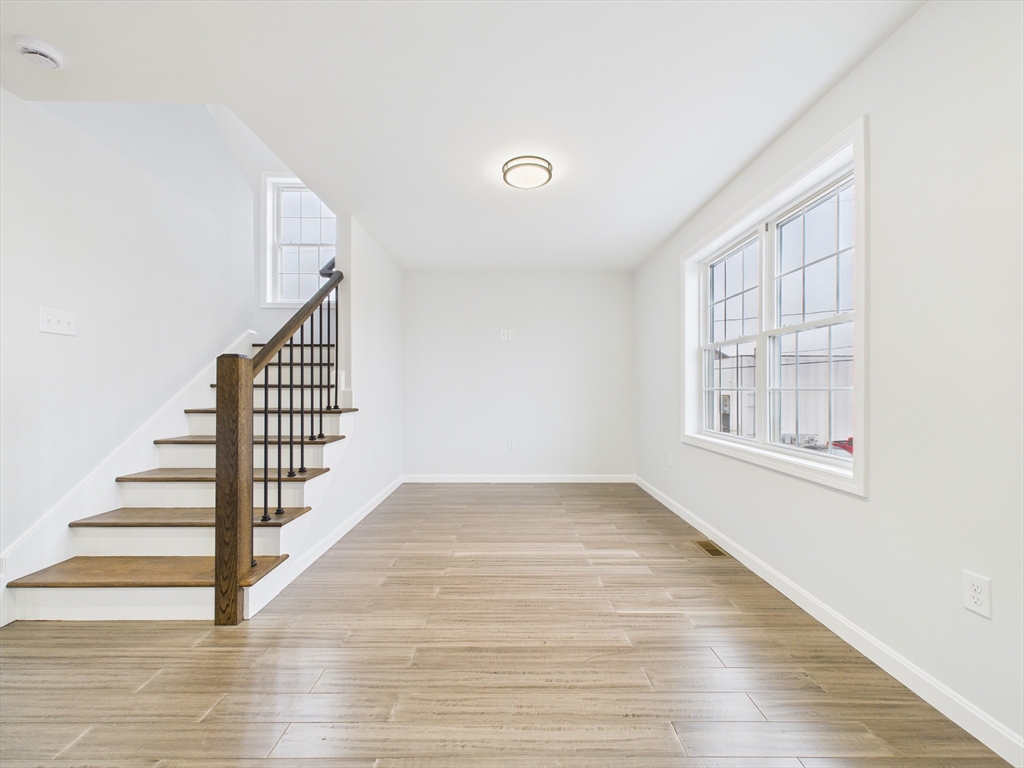 1 Lawrence Street, Unit 1 Fall River, MA 02721 - Photo 11 of 28