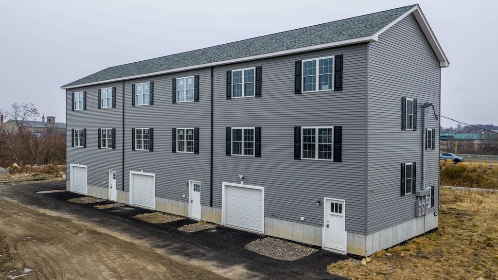 1 Lawrence Street, Unit 1 Fall River, MA 02721 - Photo 2 of 28