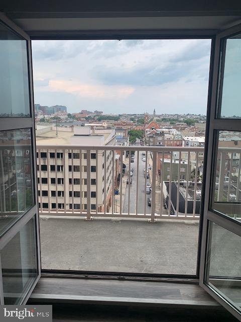 250 President Street, Unit 603 Baltimore, MD 21202 - Photo 28 of 40