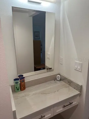 $1,850 | 19029 US Highway 19 North, Unit 20F, Clearwater, FL 33764