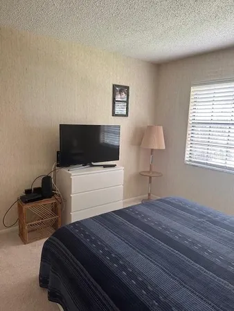 $1,795 | 19029 US Highway 19 North, Unit 20F, Clearwater, FL 33764