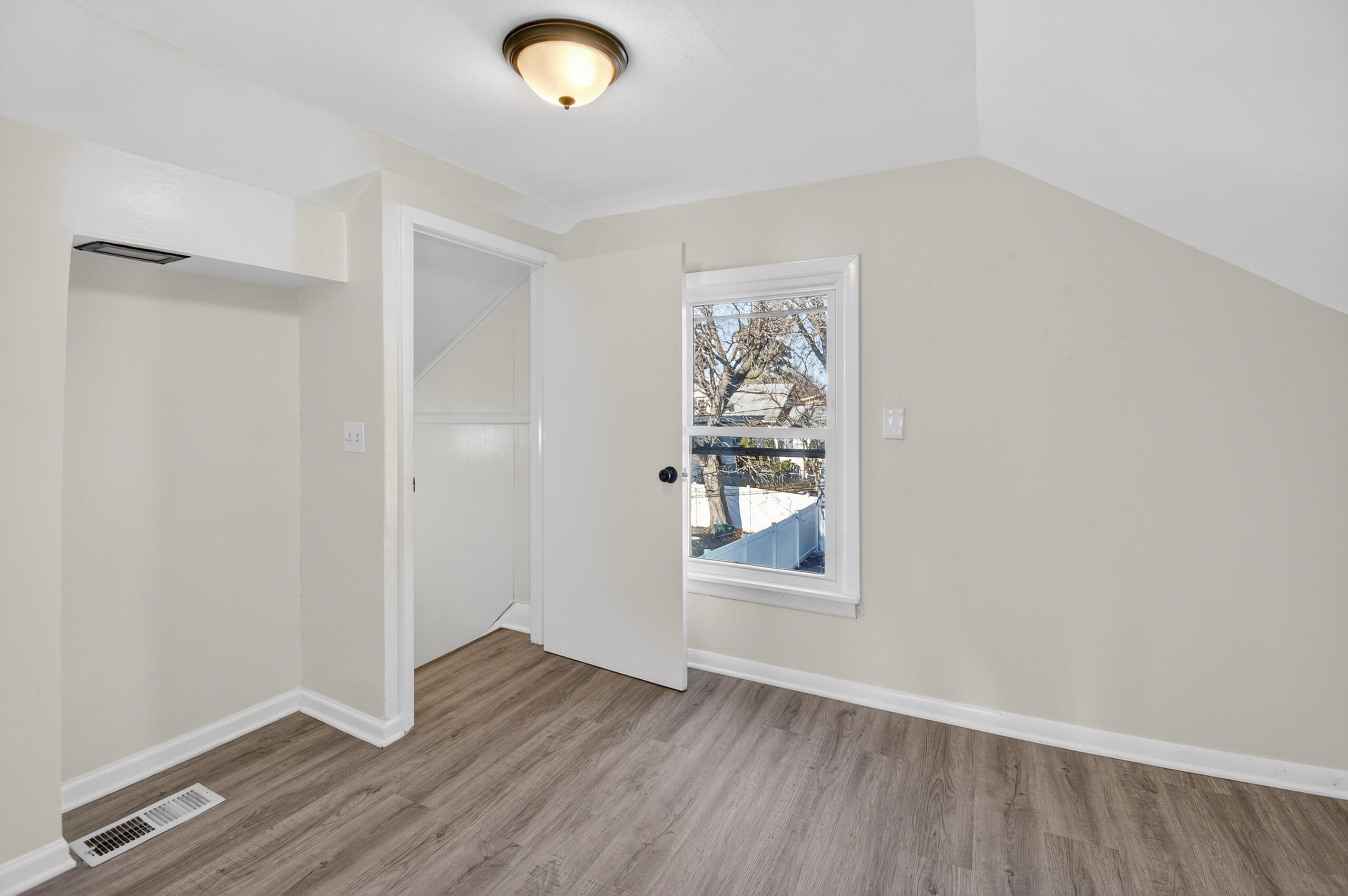 1824 Rapids Drive Racine, WI 53404 - Photo 13 of 23 flex space