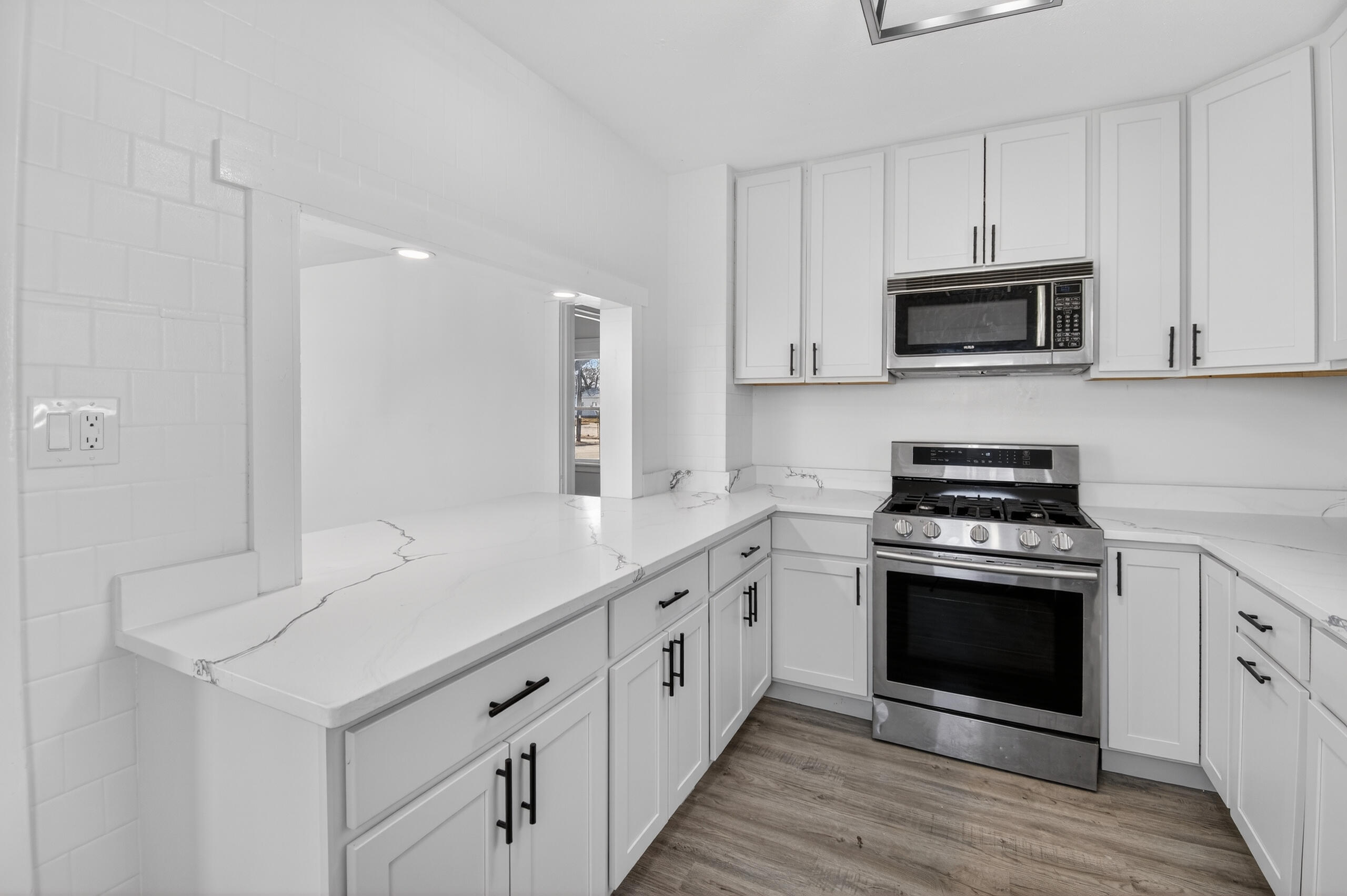 1824 Rapids Drive Racine, WI 53404 - Photo 3 of 23 Kitchen
