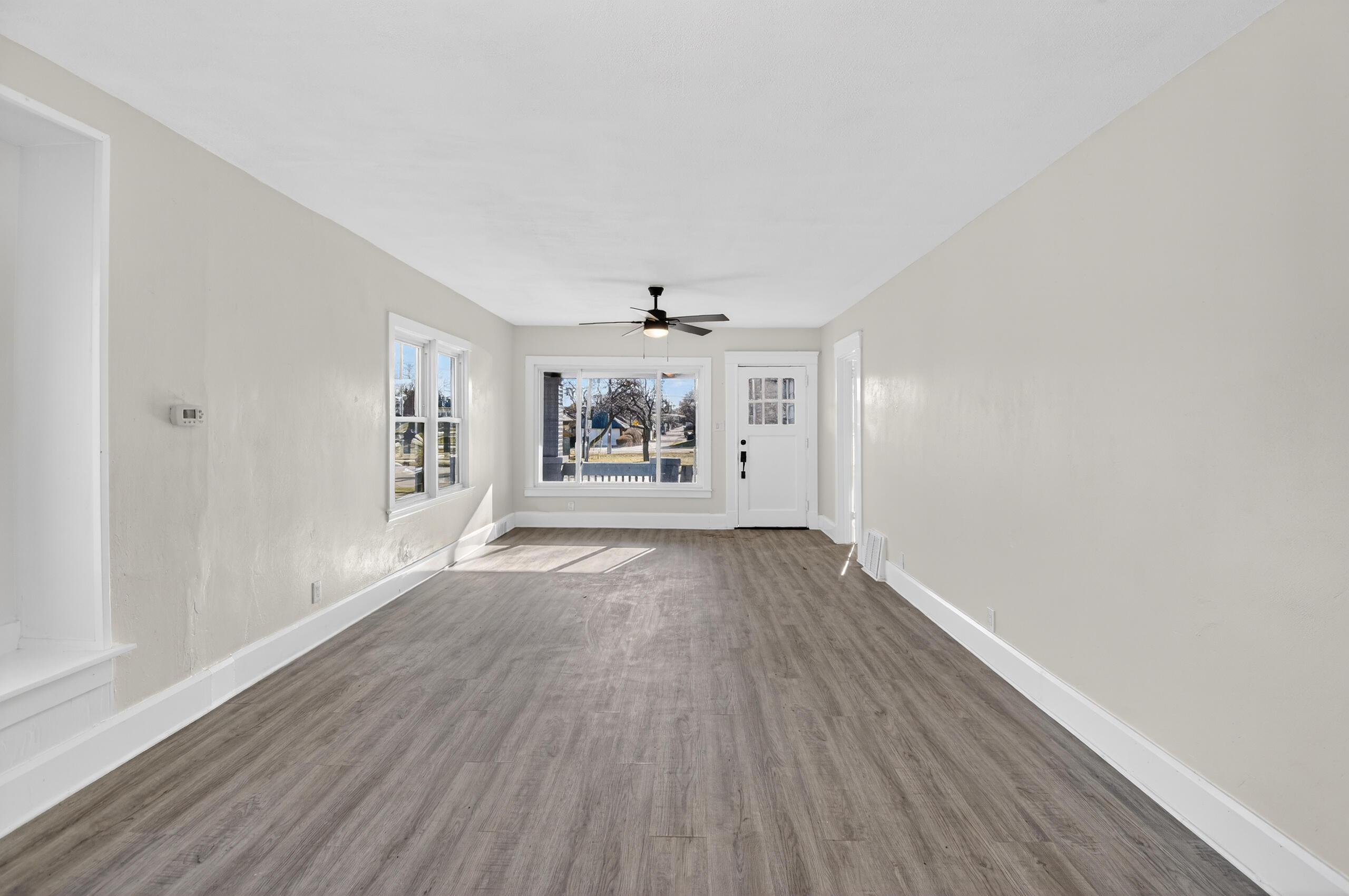 1824 Rapids Drive Racine, WI 53404 - Photo 6 of 23 005_DSC_6620