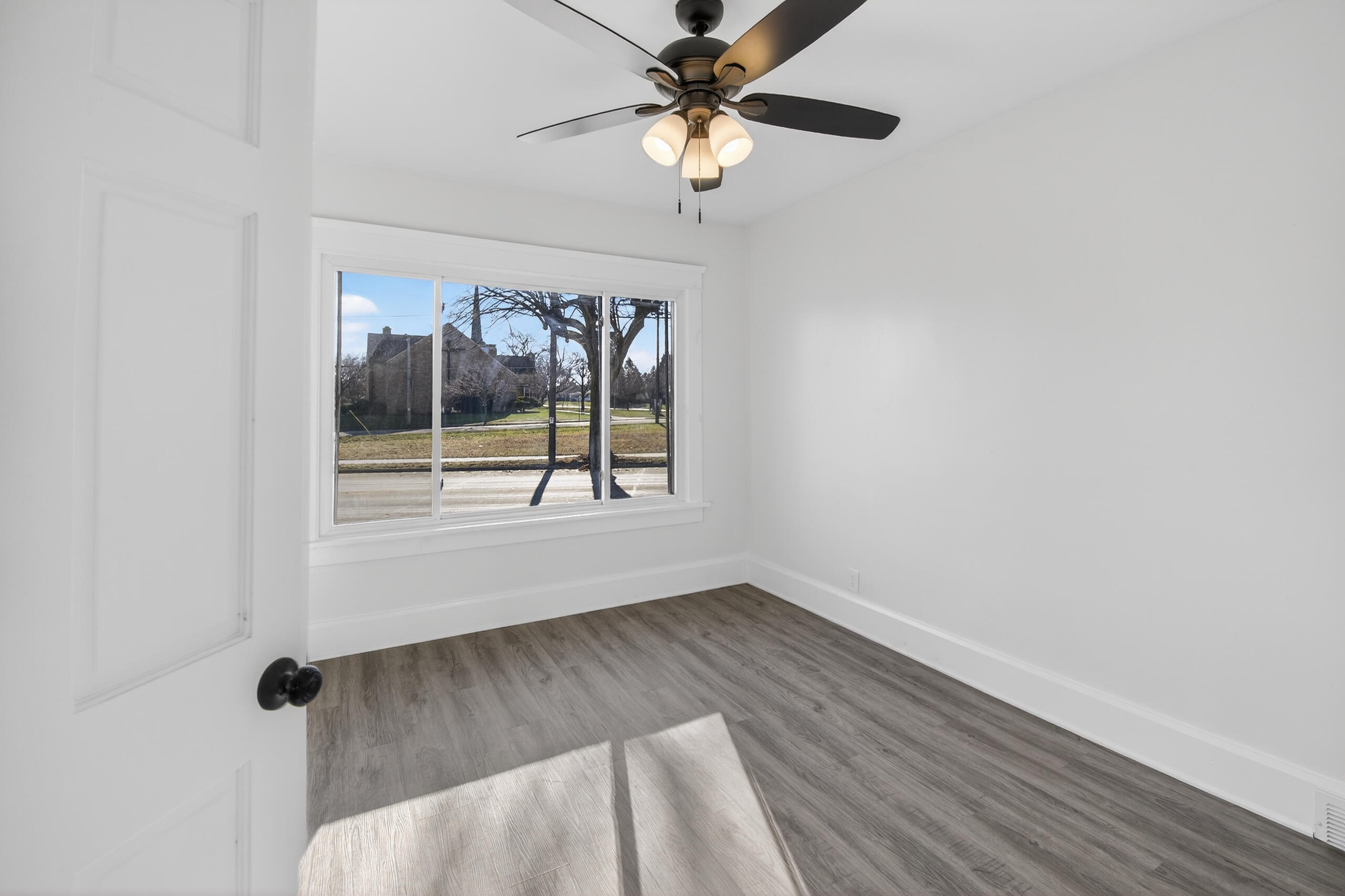 1824 Rapids Drive Racine, WI 53404 - Photo 7 of 23 2nd bedroom main level
