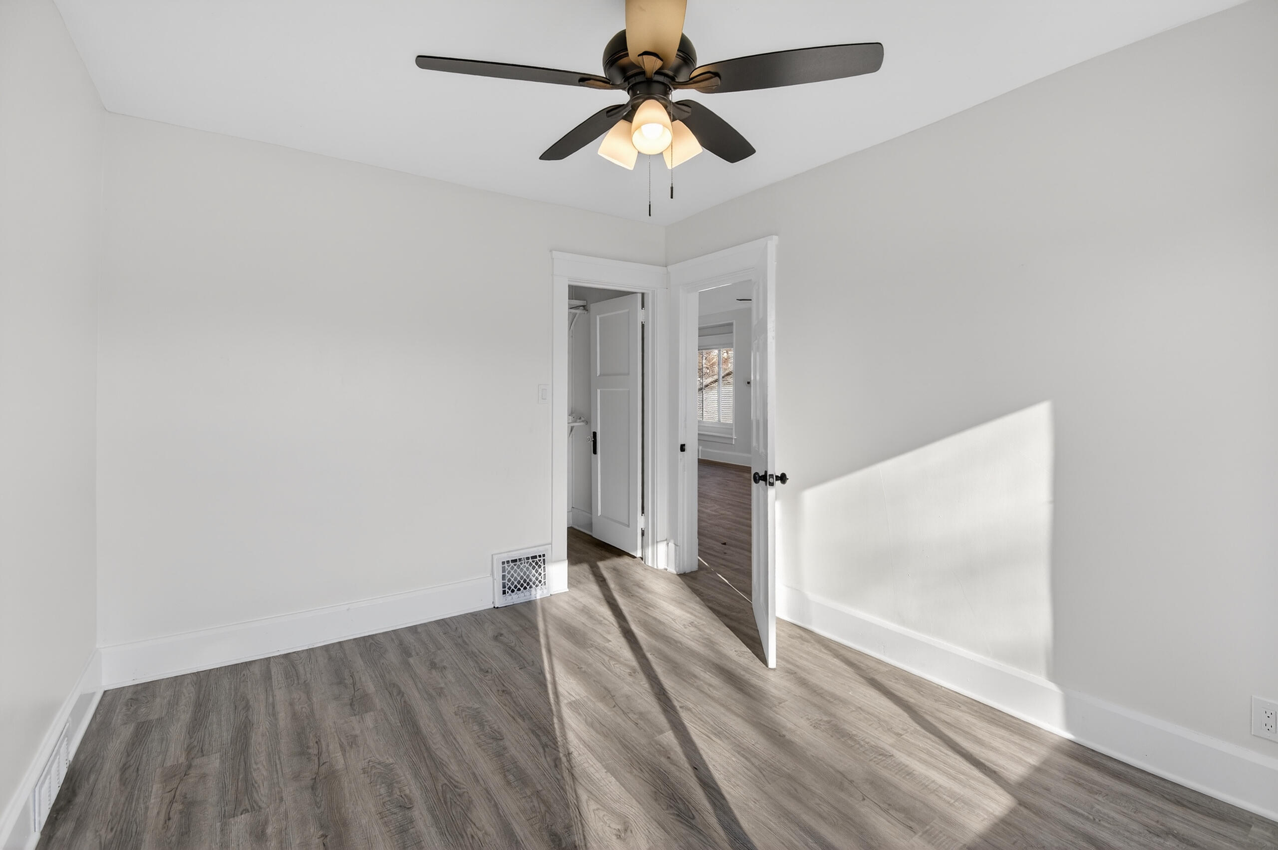 1824 Rapids Drive Racine, WI 53404 - Photo 8 of 23 2nd bedroom