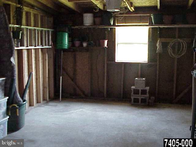 3511 Fox Run Road Dover, PA 17315 - Photo 26 of 32 Gallery Image 26