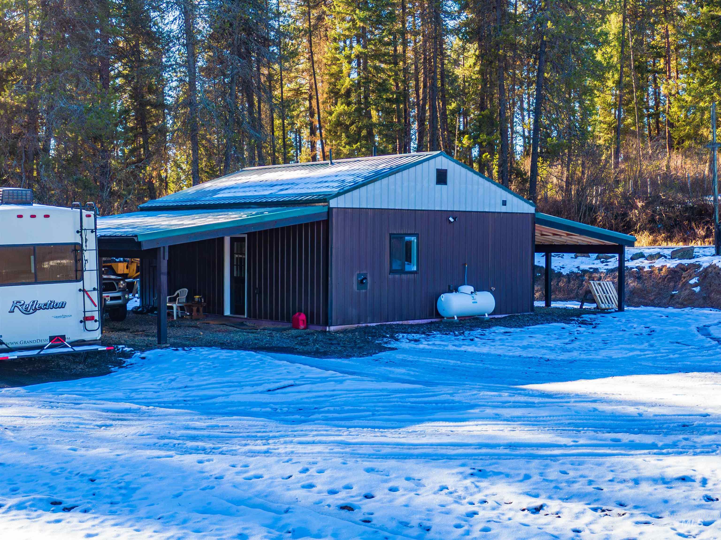 1112 Old Pk Road Deary, ID 83823 - Photo 10 of 23 View of outbuilding
