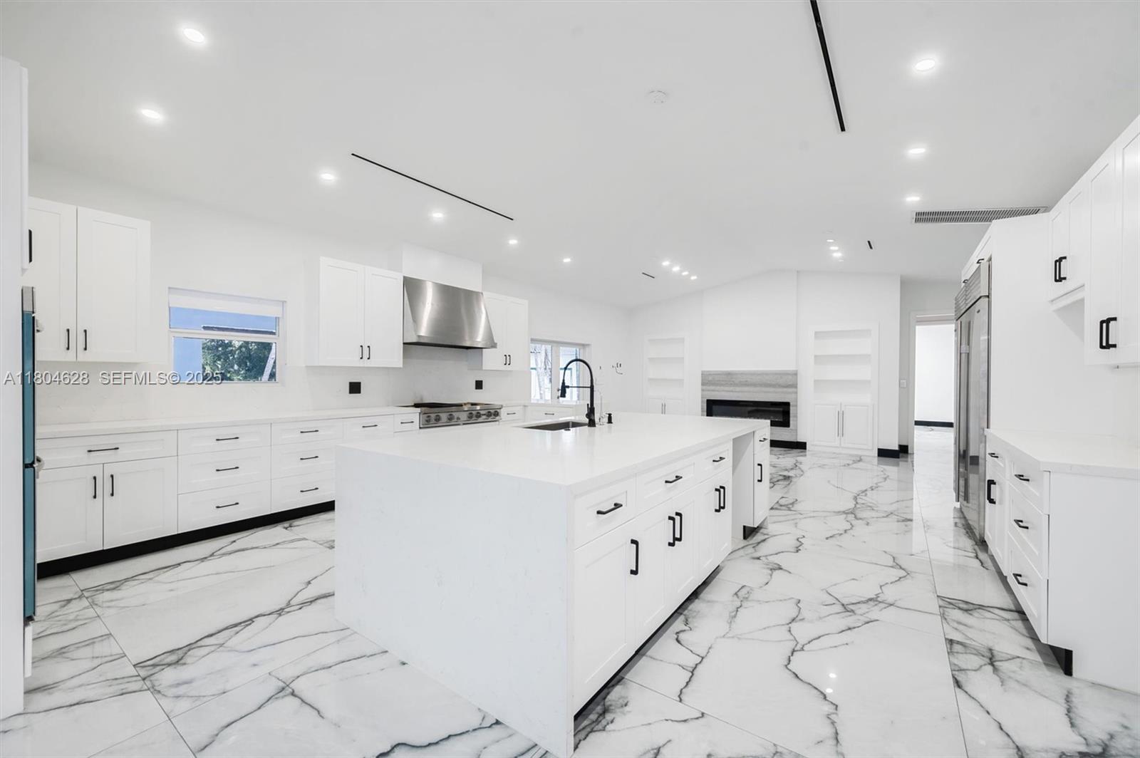 5121 Southwest 210th Terrace Southwest Ranches, FL 33332 - Photo 10 of 70