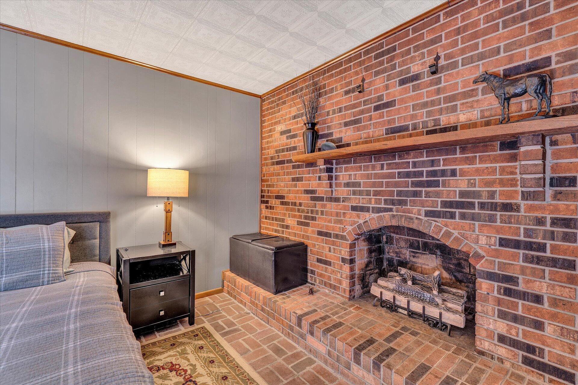 5313 Grandin Rd Extension Roanoke, VA 24018 - Photo 15 of 21 13-DSC2577