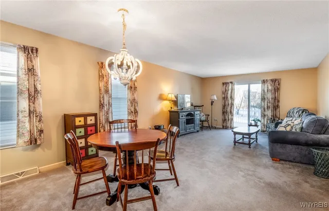 $279,900 | 34 Glenfield Drive, West Seneca, NY 14224