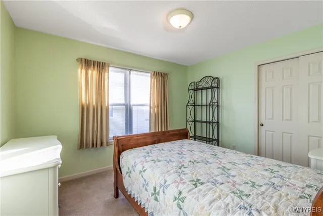 $279,900 | 34 Glenfield Drive, West Seneca, NY 14224