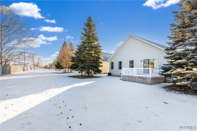 $279,900 | 34 Glenfield Drive, West Seneca, NY 14224