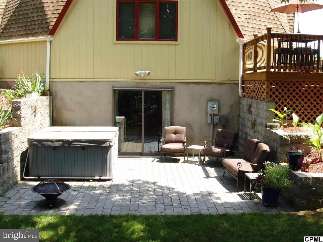 299 Newberry Road Middletown, PA 17057 - Photo 4 of 25 Gallery Image 4
