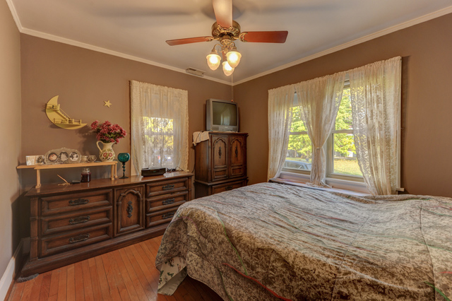 18230 Riegel Road Homewood, IL 60430 - Photo 6 of 23