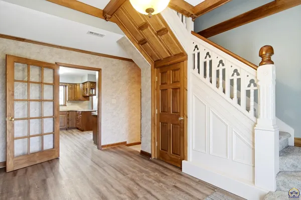 $895,000 | 1315 Northeast 46th Street, Topeka, KS 66617