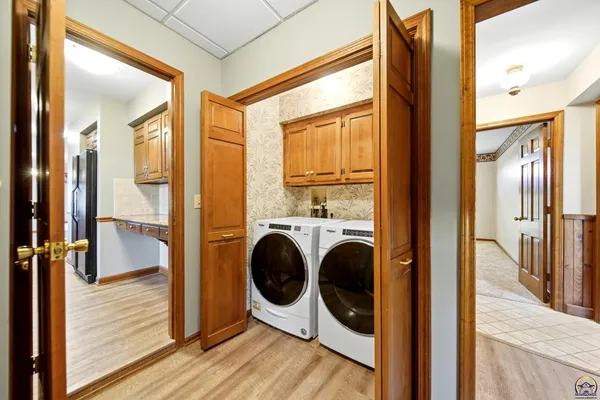 $895,000 | 1315 Northeast 46th Street, Topeka, KS 66617