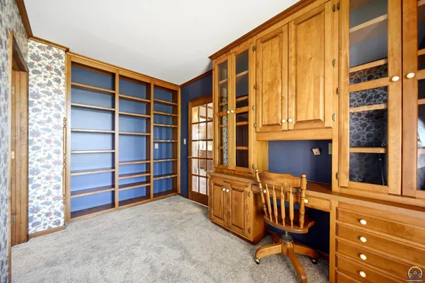 $895,000 | 1315 Northeast 46th Street, Topeka, KS 66617